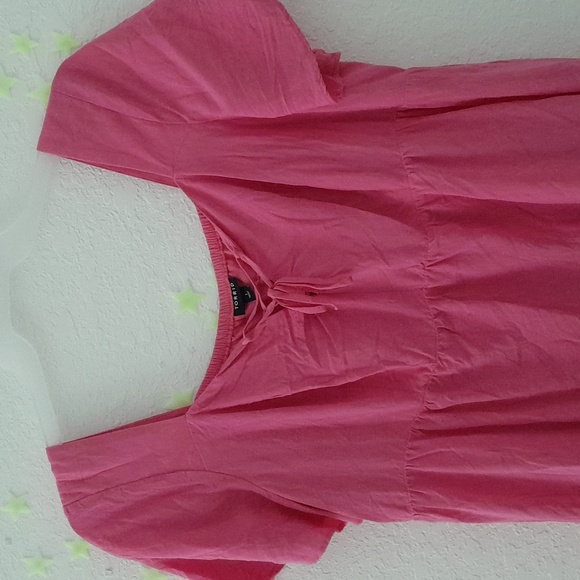 Torrid Babydoll Challis Lace up High low top - Picture 5 of 6